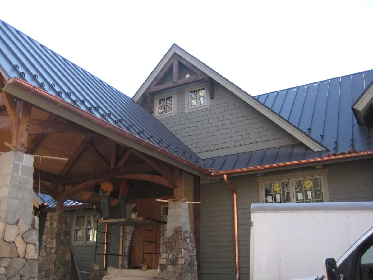 Craftsman Roofing team delivering quality roofing work in East Daytona